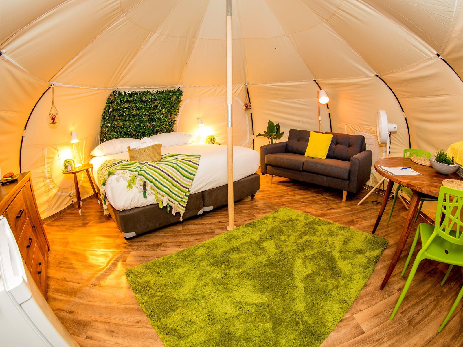 Yarra Valley Park Lane Glamping Belle Tents and Pods, Accommodation, Yarra  Valley &amp; Dandenong Ranges, Victoria, Australia